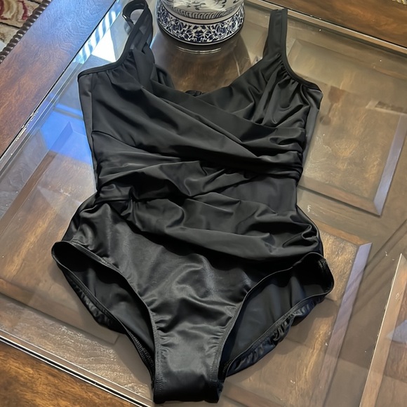 Miraclesuit
Network New Sensations Madero One Piece Swimsuit - Picture 7 of 11